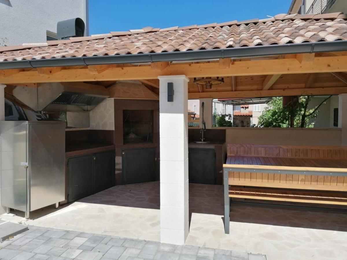 Apartmani Karla Zablace Bagian luar foto