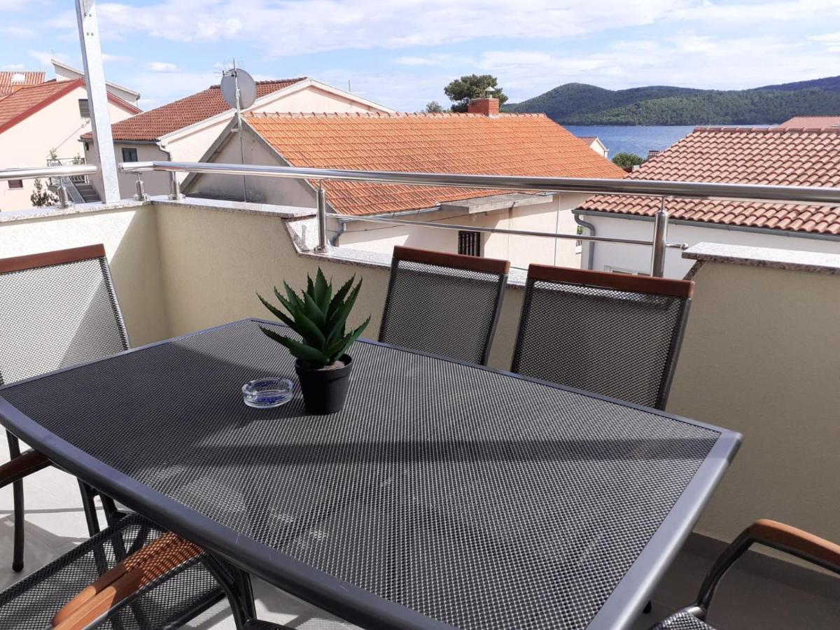 Apartmani Karla Zablace Bagian luar foto