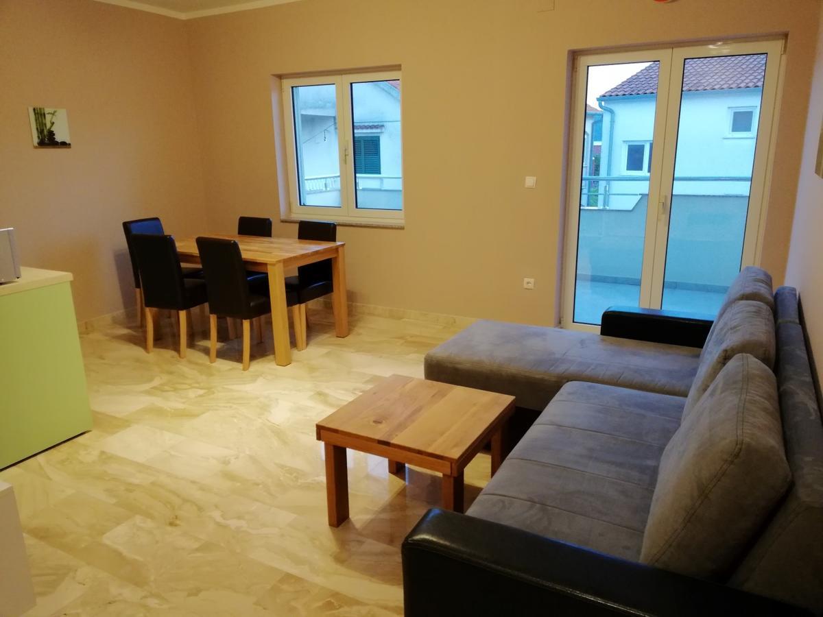 Apartmani Karla Zablace Bagian luar foto