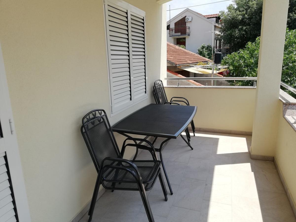 Apartmani Karla Zablace Bagian luar foto